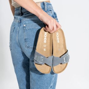 Γυναικεία Σανδάλια με μονό Λουράκι